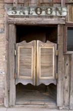 Ковбойская дверь