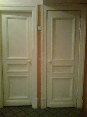 Ремонт и реставрация дверей и деревянных изделий